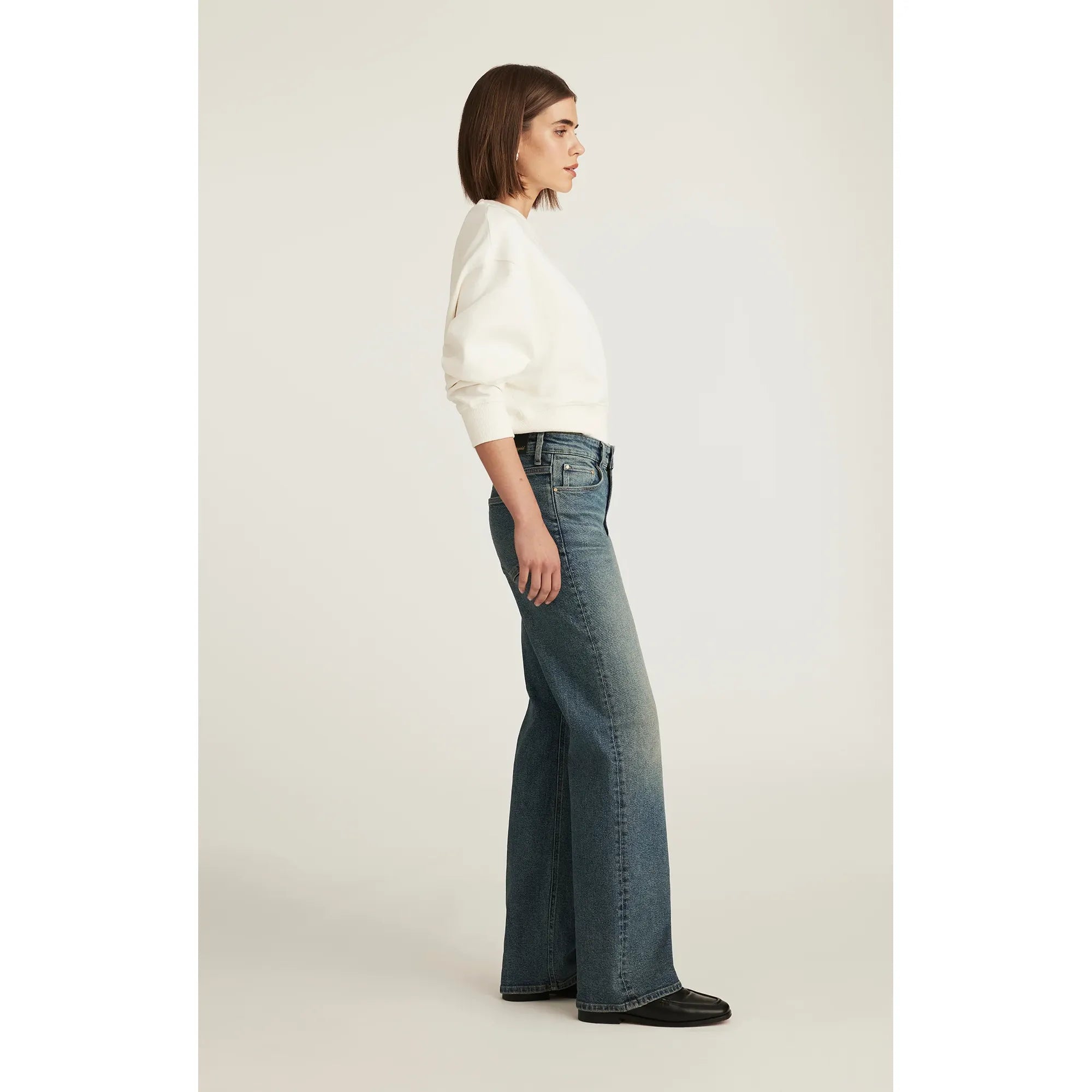 Mavi - Taylor Straight Leg in Mid Used Gold Premium