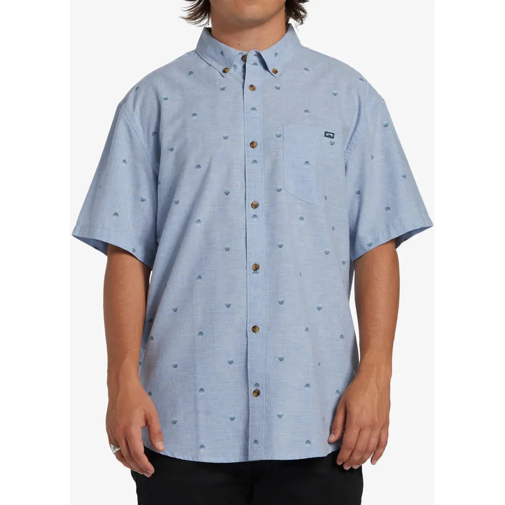 Billabong - All Day Jacquard Short Sleeve Shirt in Washed Blue