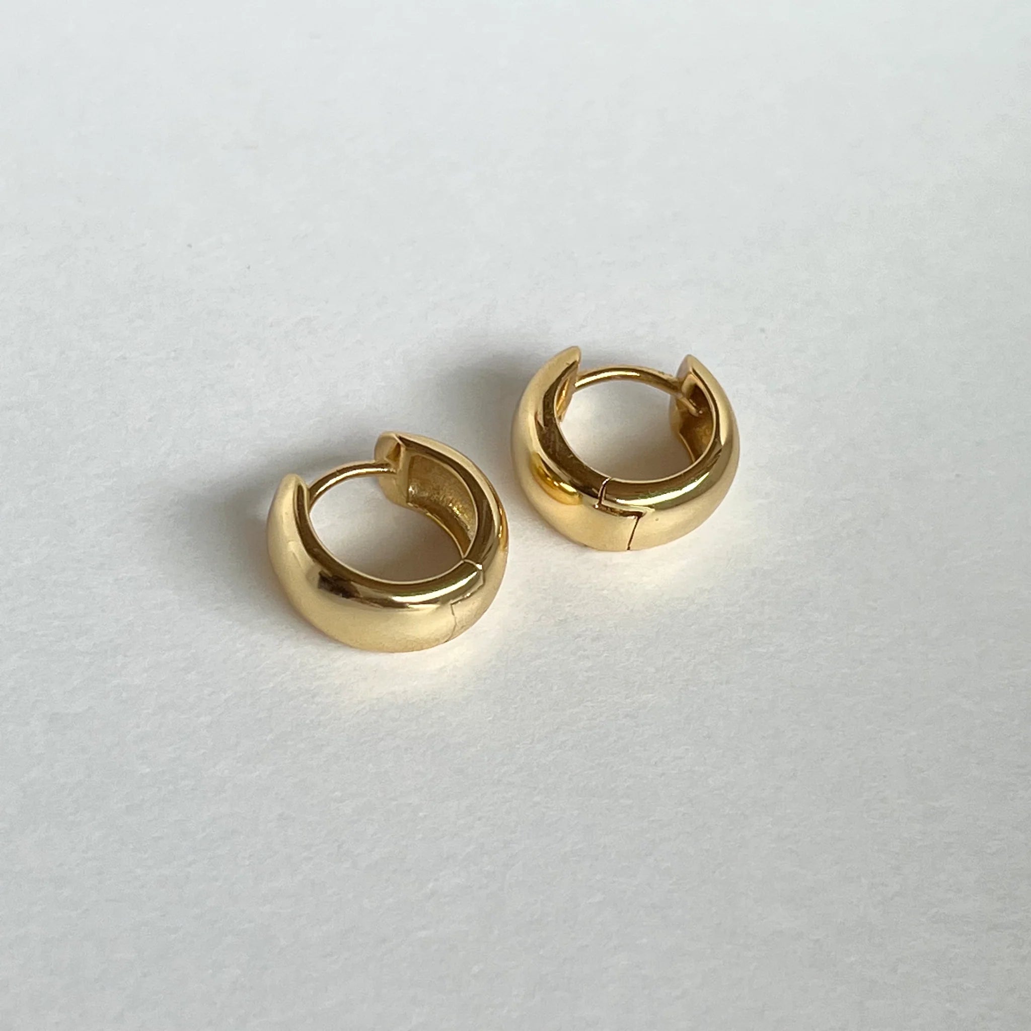 Lua & Sol - Aurelia Chunky Hoops in Gold