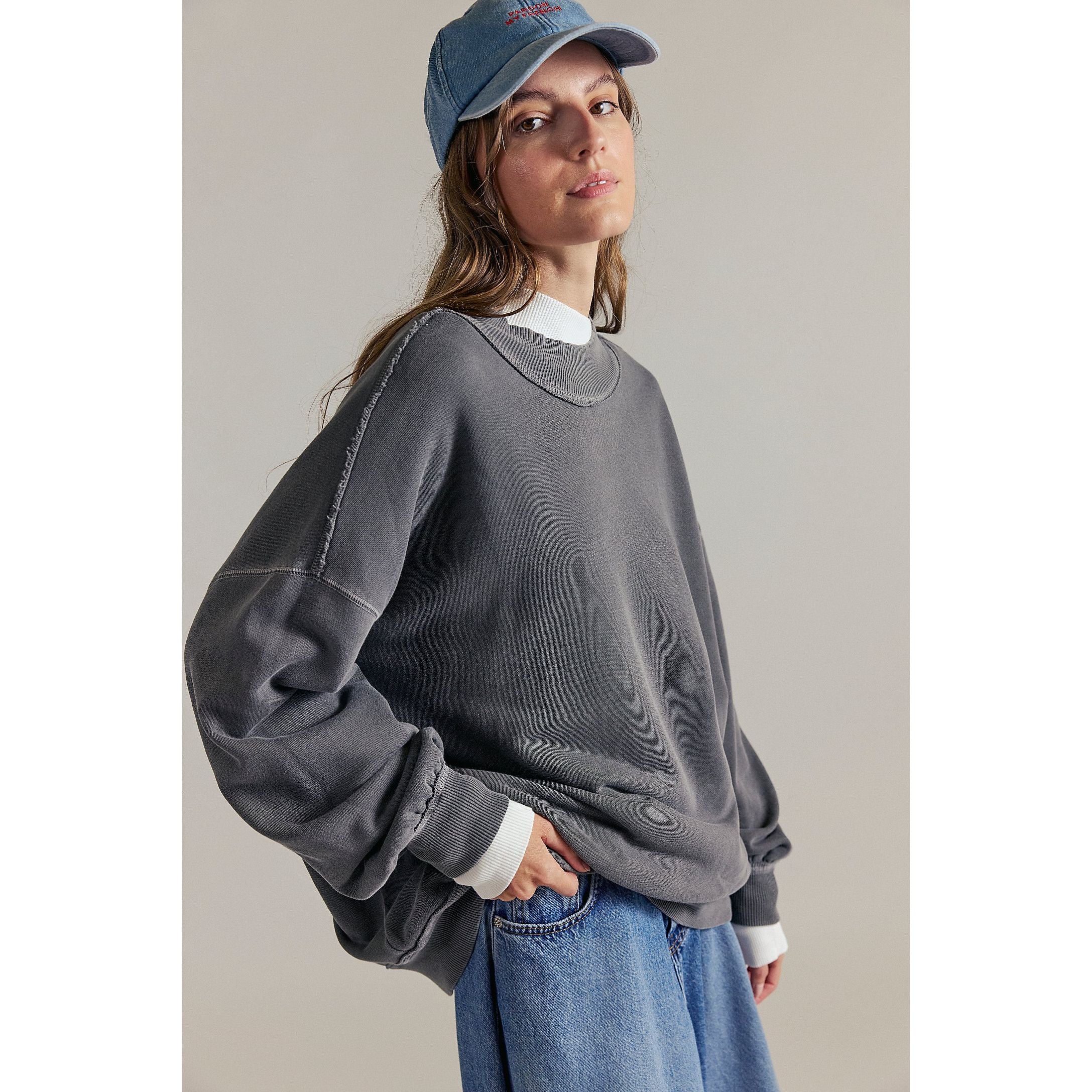 Free People -  Palm Springs Pullover in Washed Black