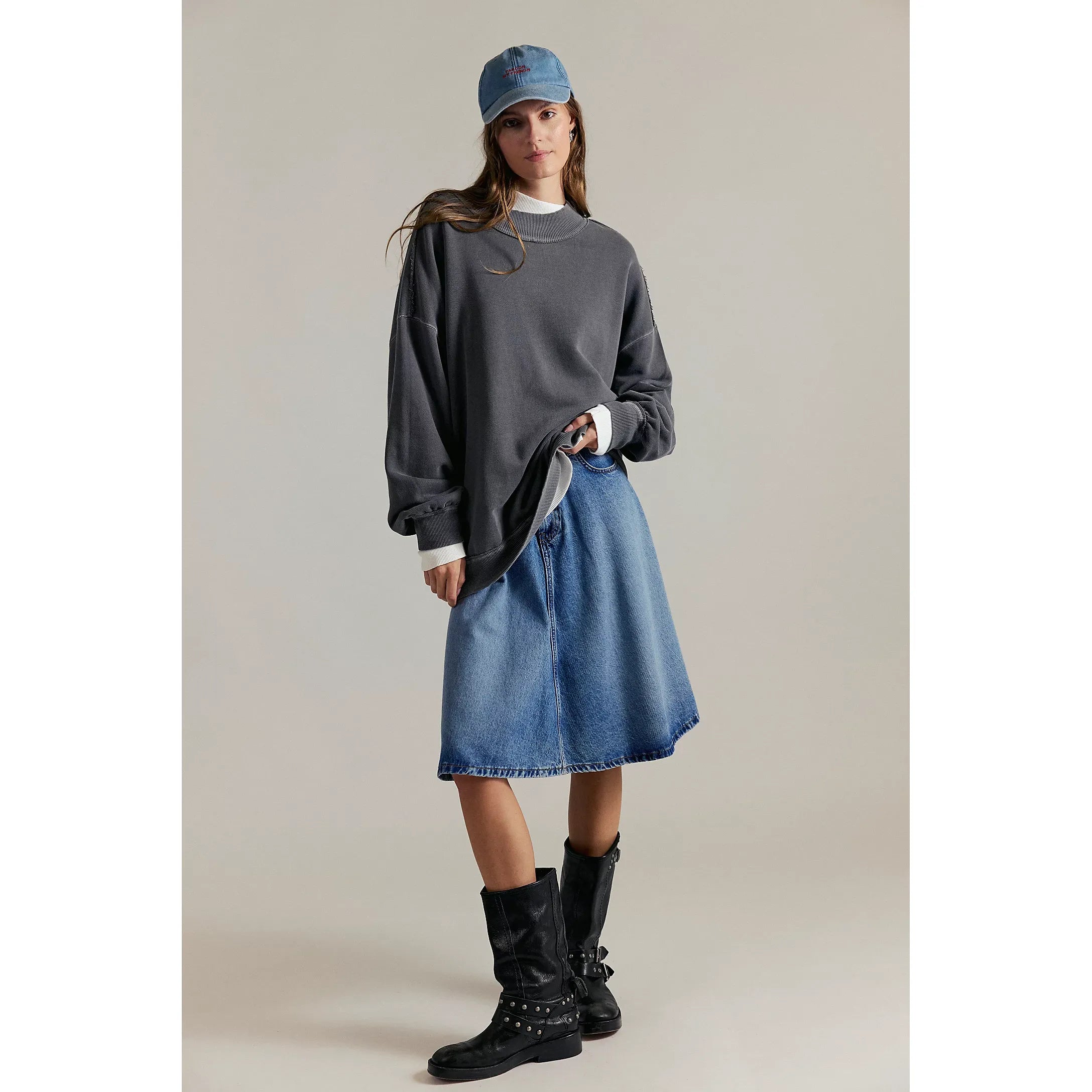 Free People -  Palm Springs Pullover in Washed Black