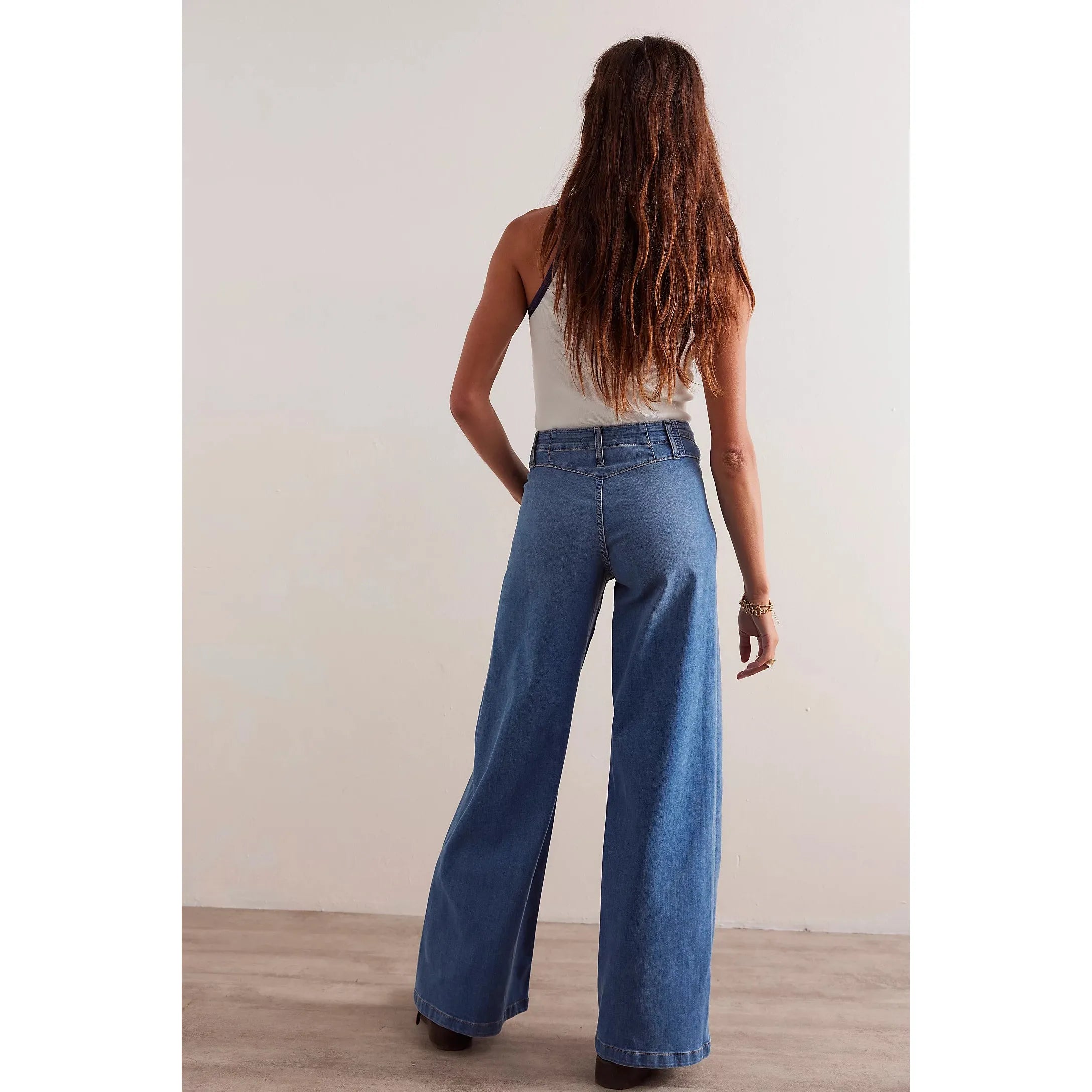 Free People - Libre Wide-Leg Jeans in Goodie Goodie