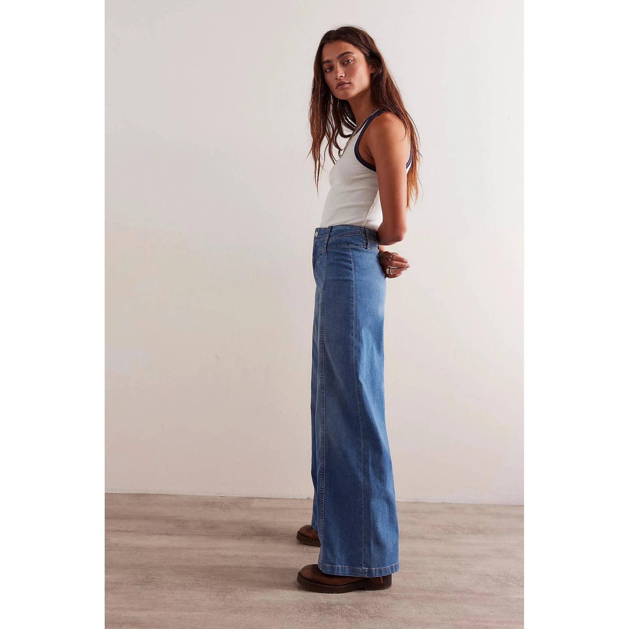 Free People - Libre Wide-Leg Jeans in Goodie Goodie