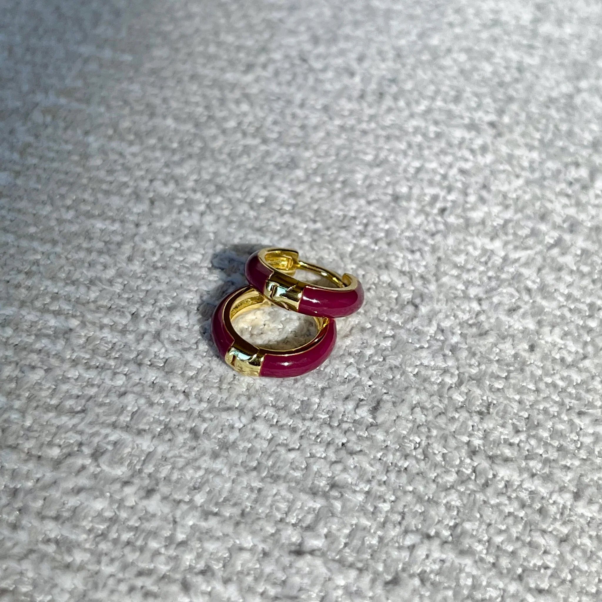 Lua & Sol - Candy Enamel Huggies in Eggplant