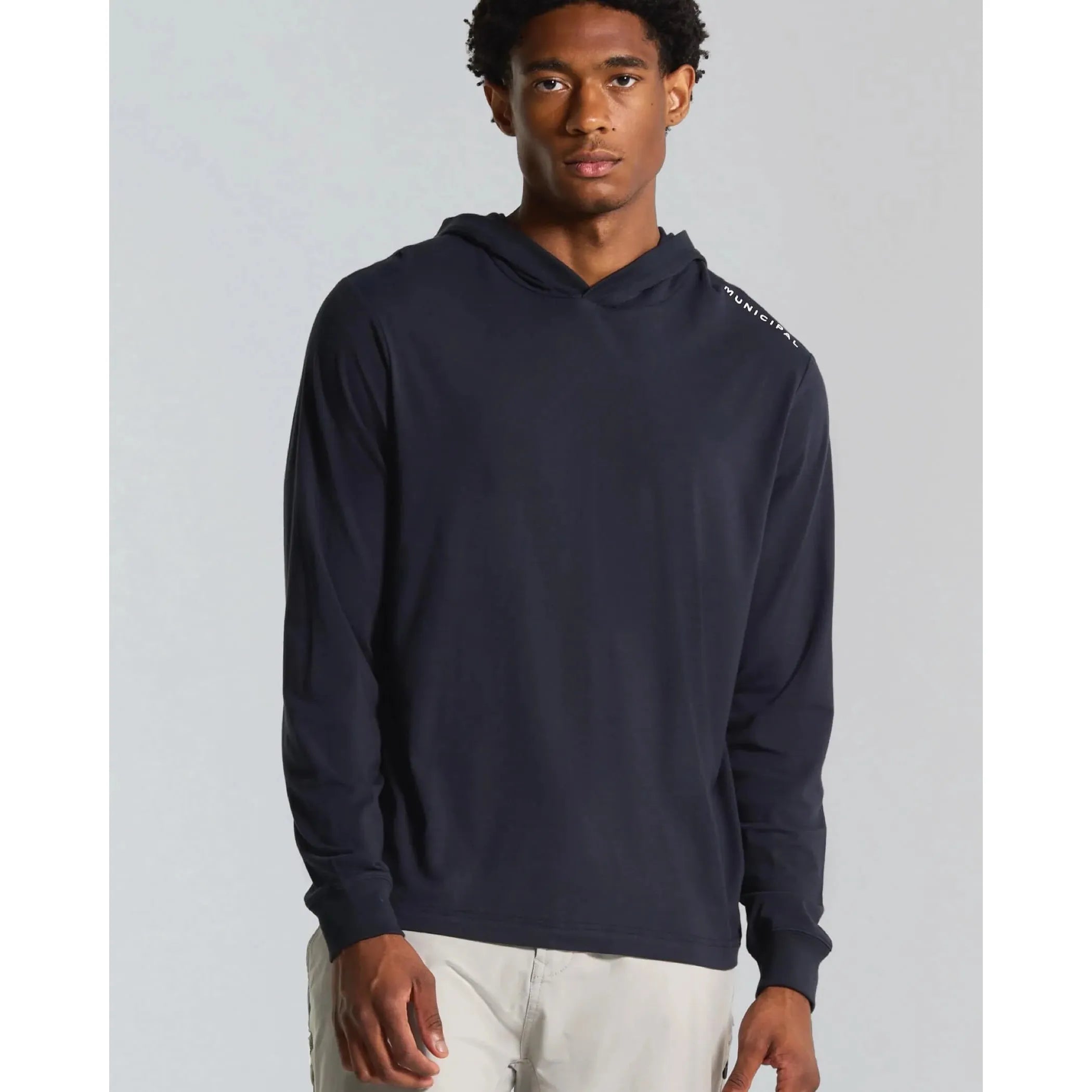Municipal - Enduro Stretch Long Sleeve Hooded Shirt in Black