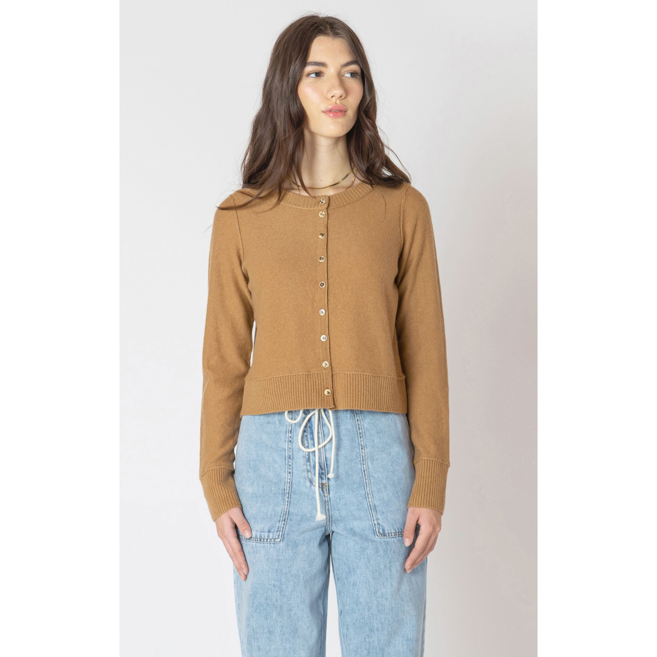 Dex - Easy Crewneck Cardigan in Toffee