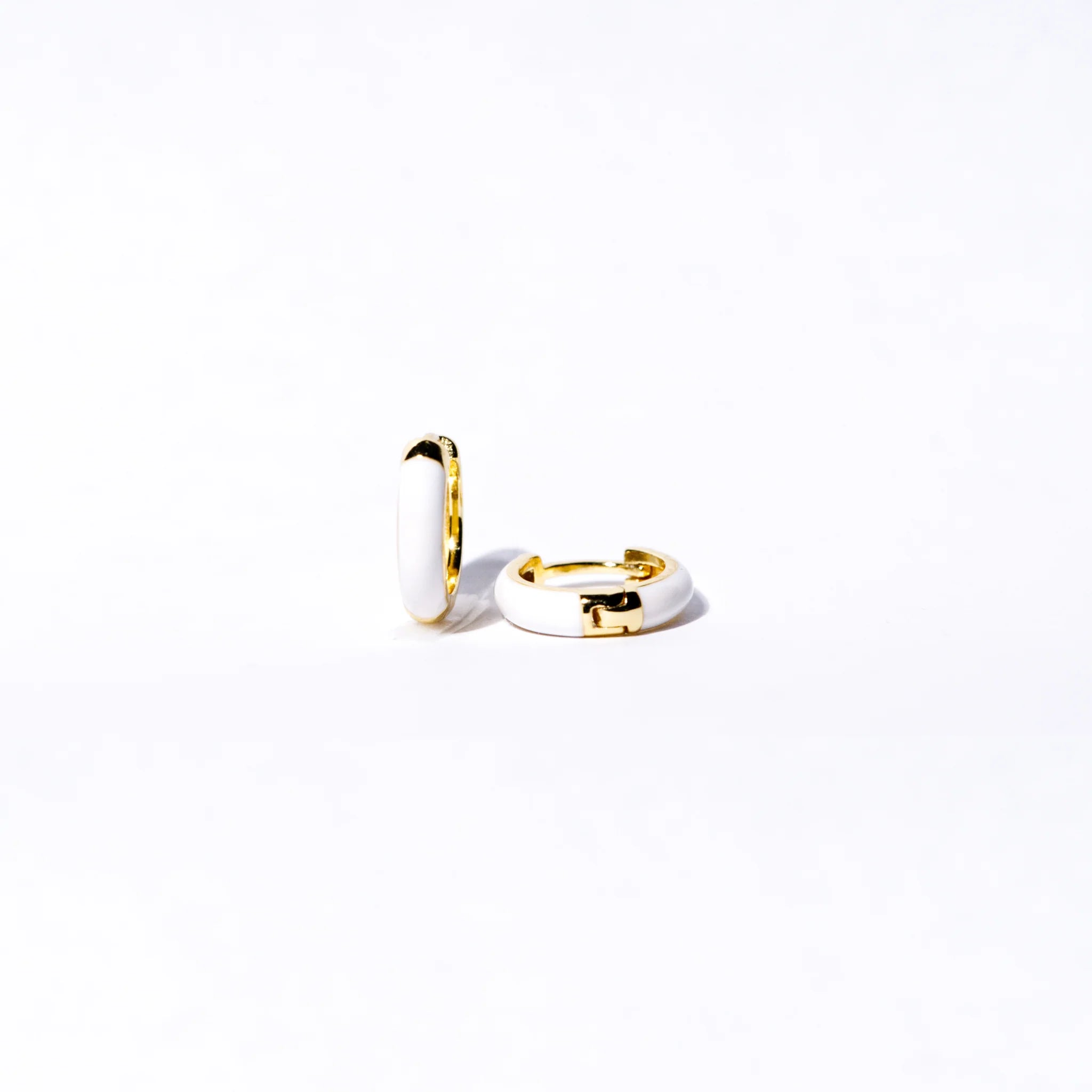 Lua & Sol - Candy Enamel Huggies in White